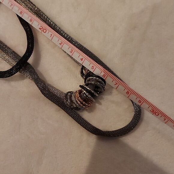 4 Various Necklaces - Picture 6 of 11